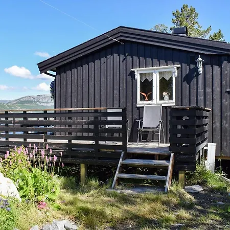 Amazing In W/ 2 Bedrooms *
