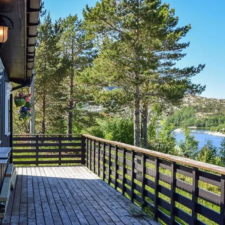 Amazing In W/ 2 Bedrooms Bodø