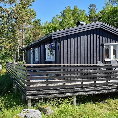 Amazing In W/ 2 Bedrooms *