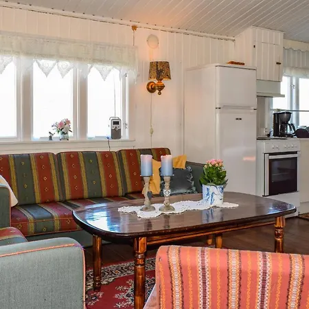Casa vacanze Amazing In W/ 2 Bedrooms Bodø